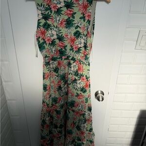 Lost + Wander Green Floral Backless maxi Dress, size small